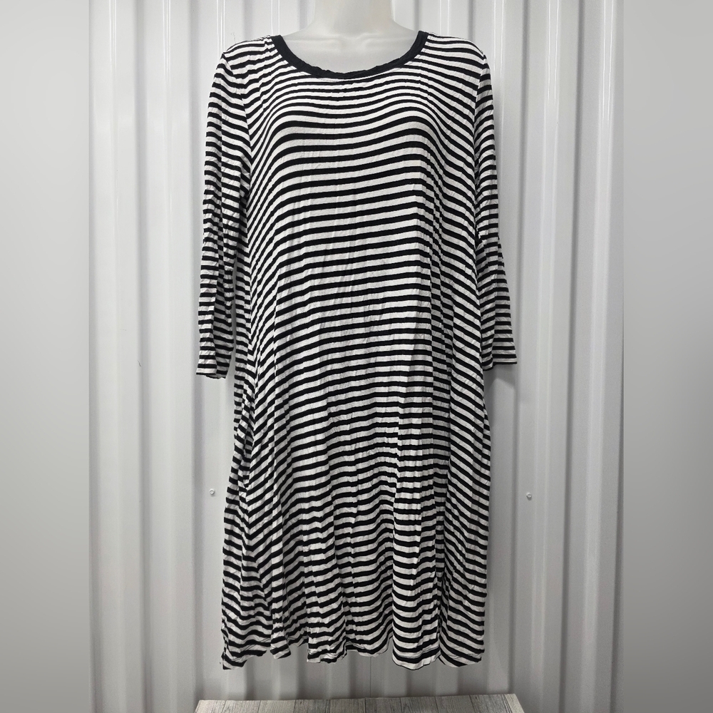 Striped Long Sleeve Dress - Black and White